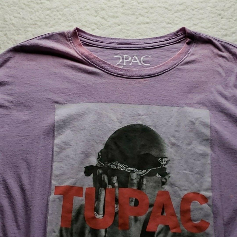 2PAC Shirt Mens‎ Large Purple Tupac Photo Graphic Tagless Rap Hip Hop Music Tee